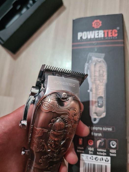 Професионална безжична метална машинка за подстригване PowertecTr-6700