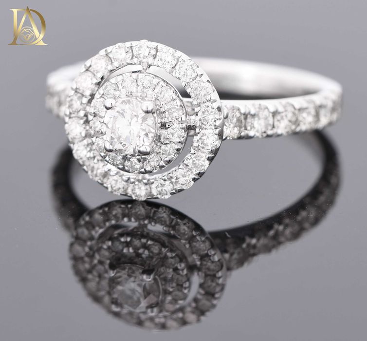 Нов Златен Пръстен с 0.78кт Естествени Диаманти