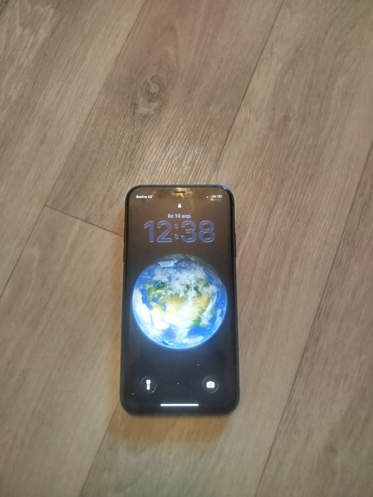 Продам iphone 11