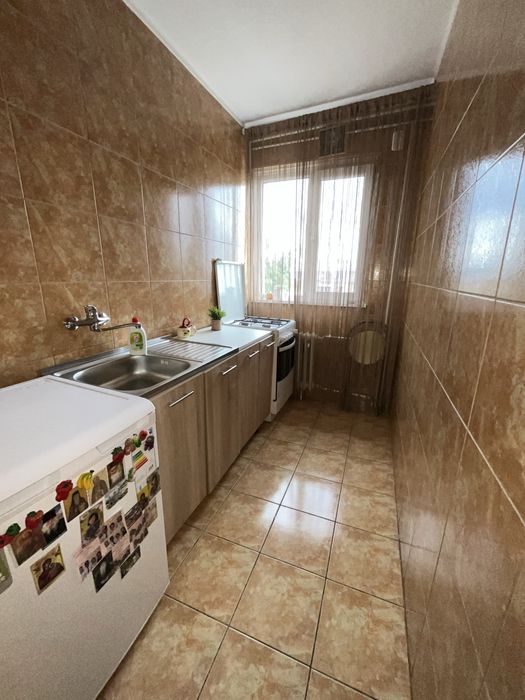 Vand apartament 2 camere