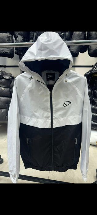 Най-новите модели якета на Adidas,Lacoste, Puma, Nike, Calvin Klein