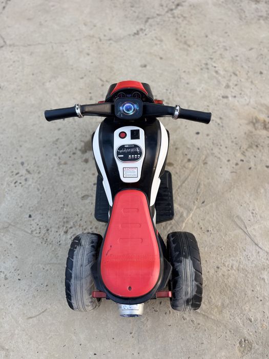 Детский elektrovelosiped