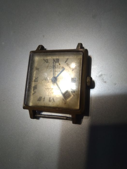 Корнавин,Кутия от часовник  Festina и Дамски часовн