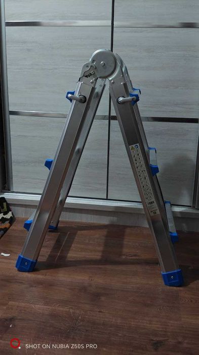 Телескопическая лестница трансформер