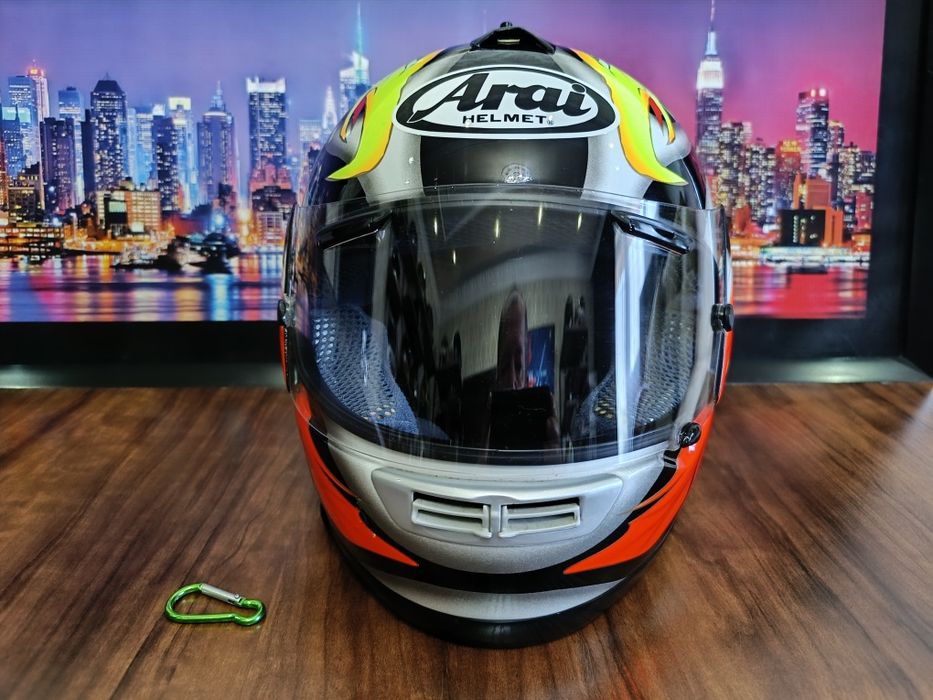 Мото шлем от Японского бренда ARAI QUANTUM e