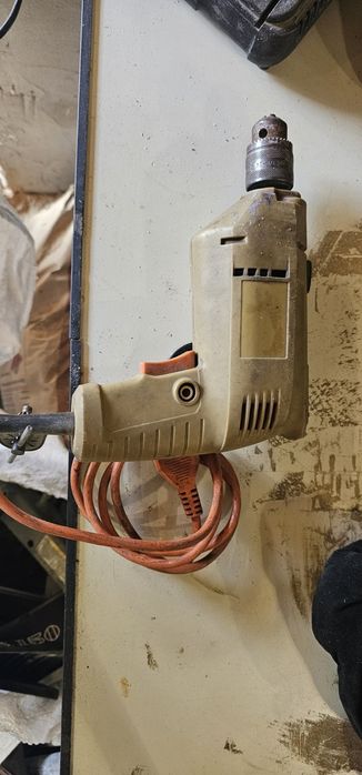 удърна бормашина