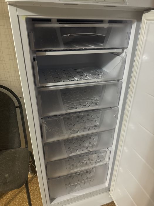 Морозильник. б/у