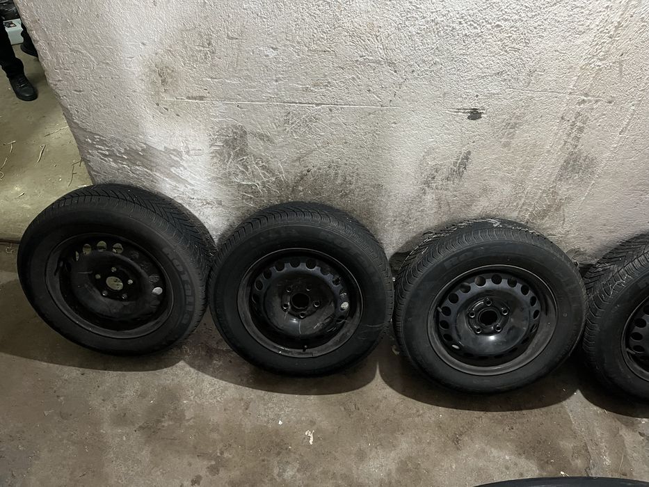 Джанти 15-ки със зимни гуми 5x112