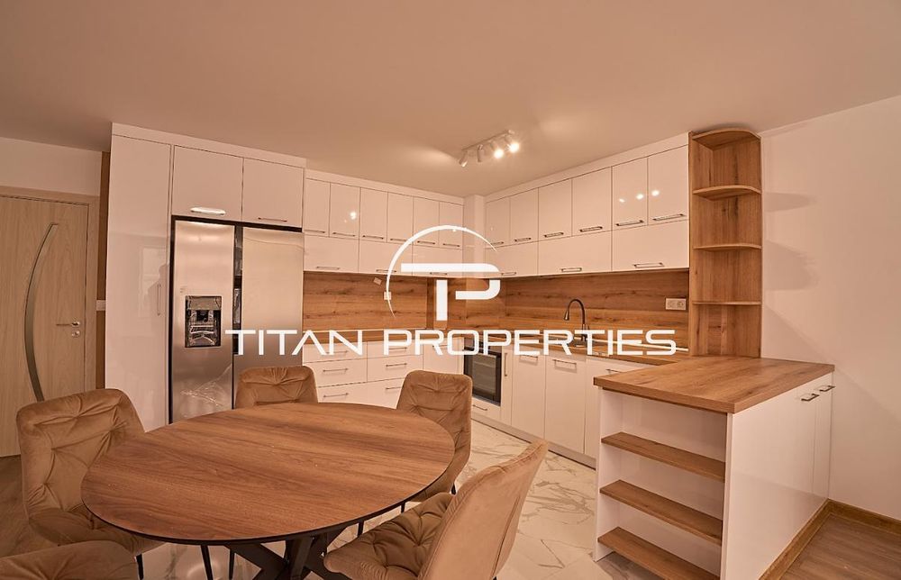 Дава се под наем Тристаен апартамент в Пловдив, Христо Смирненски - 140 кв.м за 625 € - Снимка #1