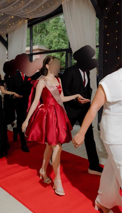 Пышное выпускное платье