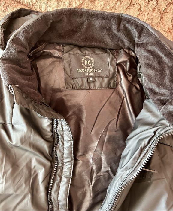 Продам куртку Nike