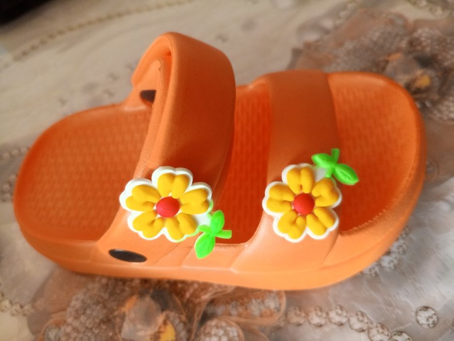 Bolajonlar uchun detiskiy tapichkachalar sotiladi