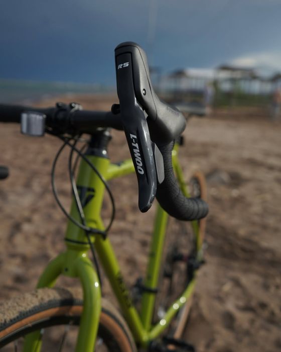 Шоссейный, гравийный велосипед