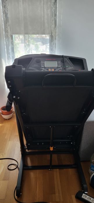 Banda alergare cu inclinare automata Energy Fit MT10A