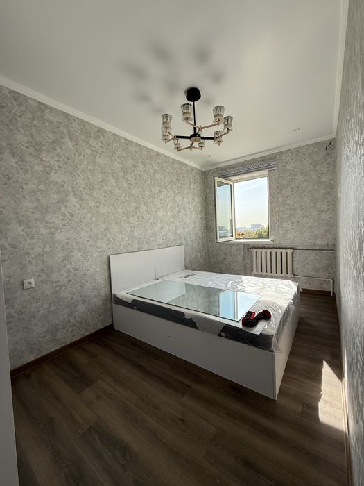 Продам  3 ком  Ц-2  Алайский ринок