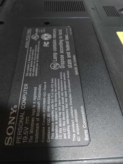 Laptop Sony vând sau schimb cu tableta functionala