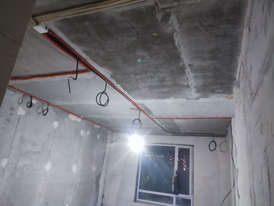 электрик монтажник