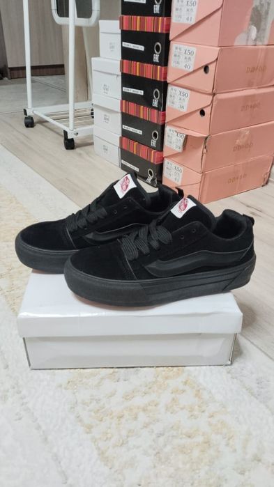 Продам новую Обувь