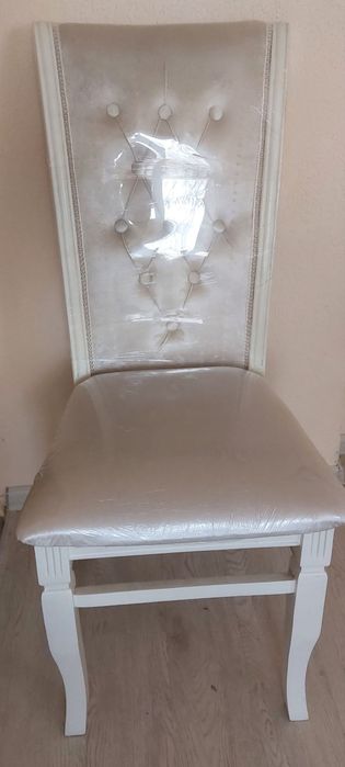 СТОЛ И СТУЛЬЯ Срочно продам !