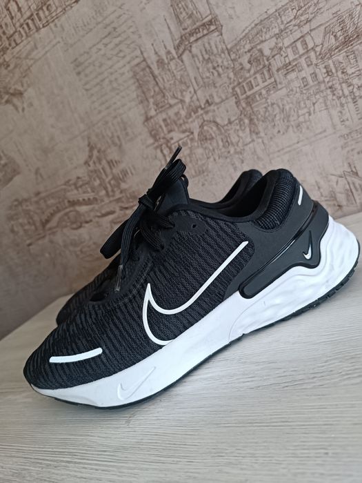 Оригинальные кроссовки Nike