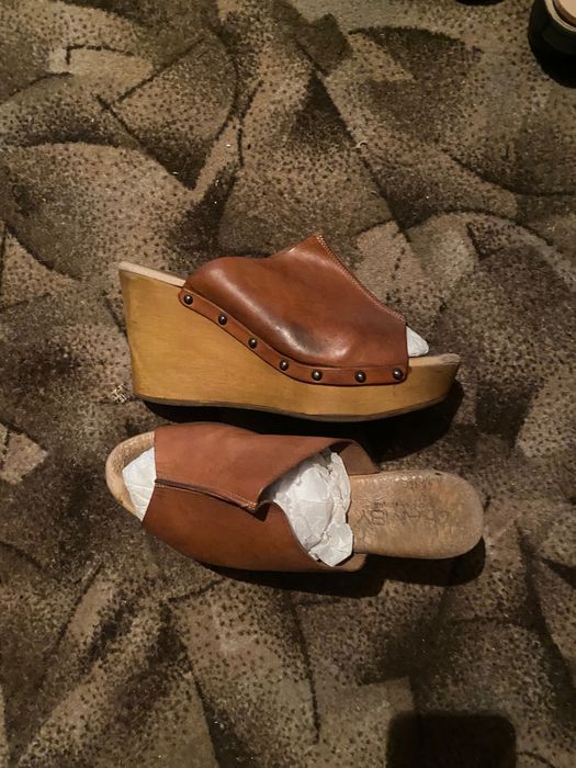 Женская обувь на лето