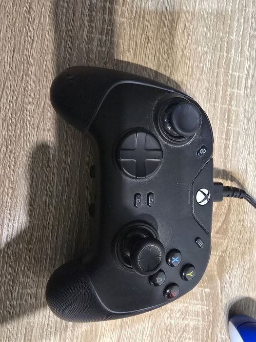 Геймърски комплект: Xbox Series X + контролери + слушалки+ 7 игри