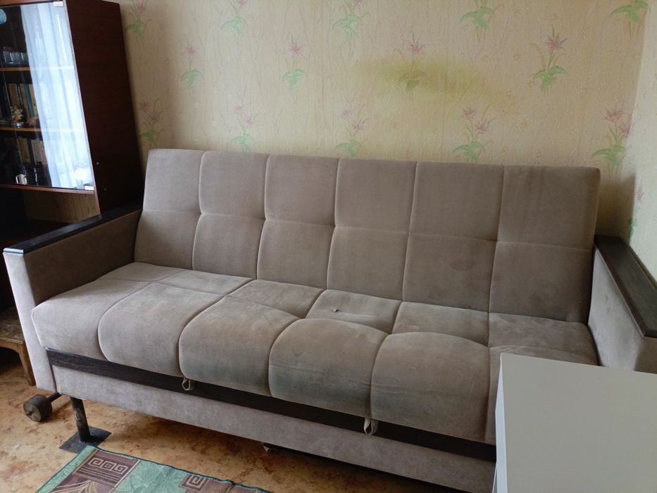 Продам диван книжка
