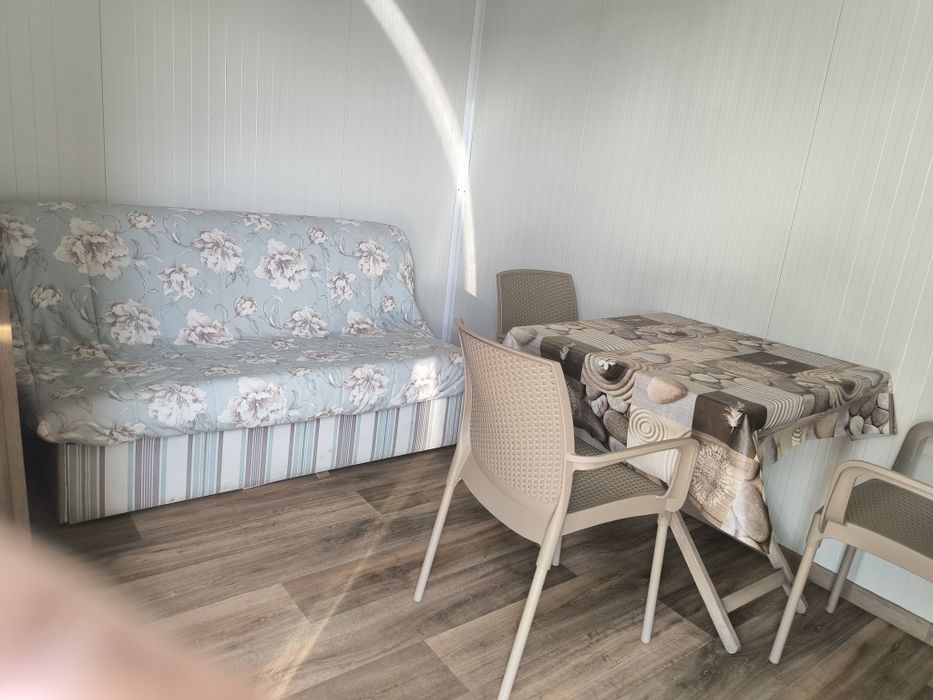 Фургон термо нов обзаведен