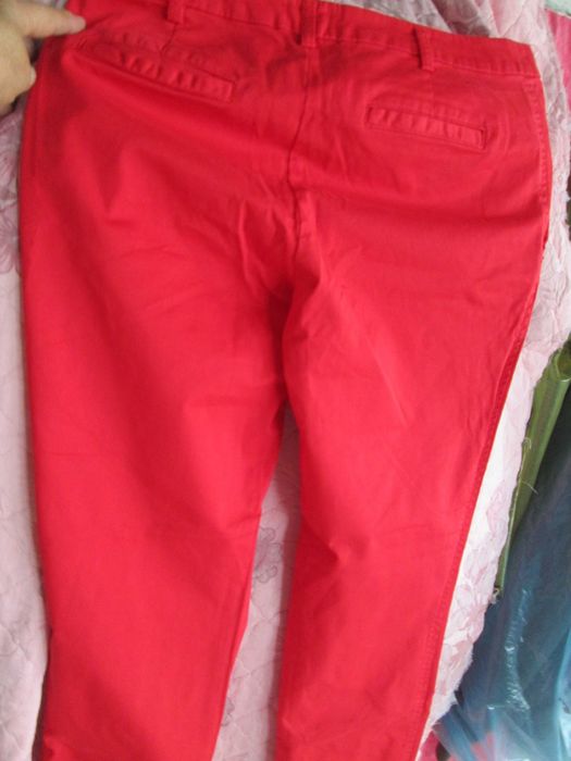 pantaloni rosii comozi 40