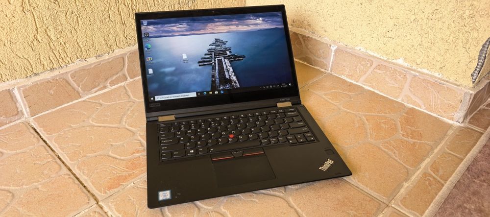 Lenovo ThinkPad Yoga X380 Touch 13.3"_i5 vPro 8350U_512GB SSD + SIM 4G