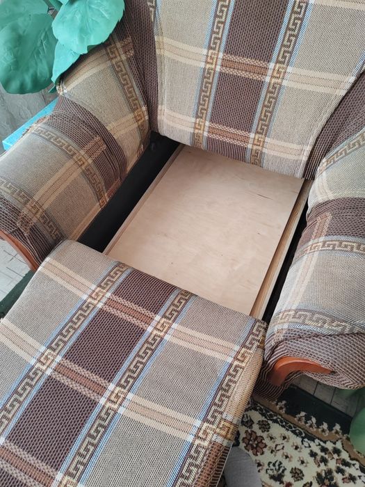 Диван и 2 кресла-кровати