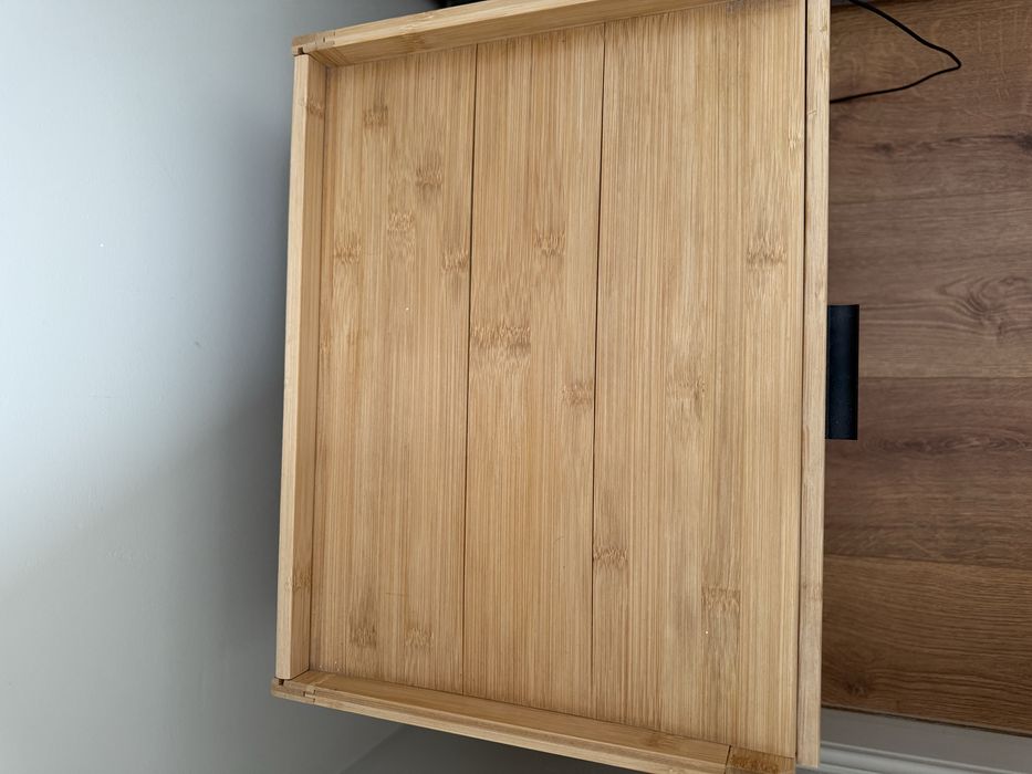 Продам прикроватные тумбочки