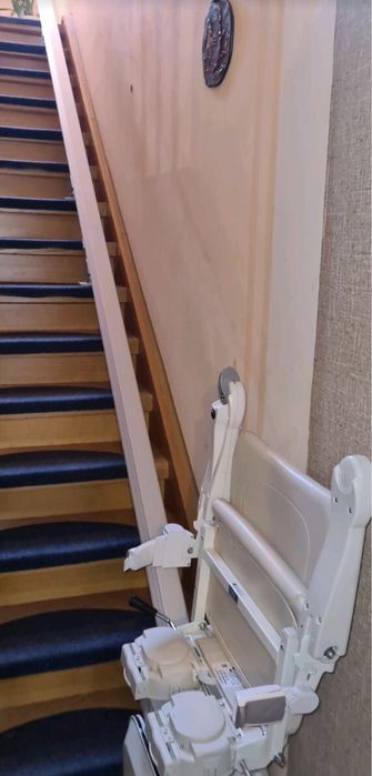 Scaun lift persoane cu dizabilitati