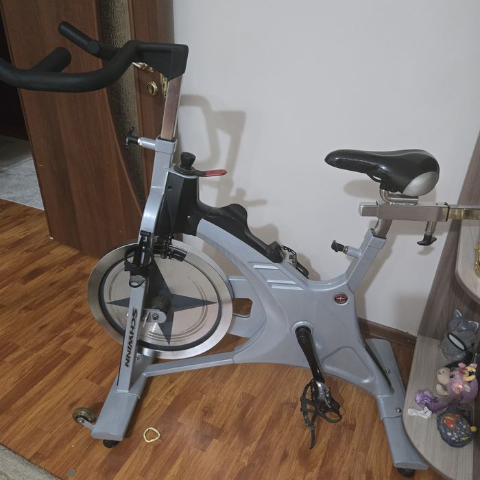 Велотренажер в отличном состоянии