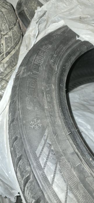 Продам срочно зимнию резину