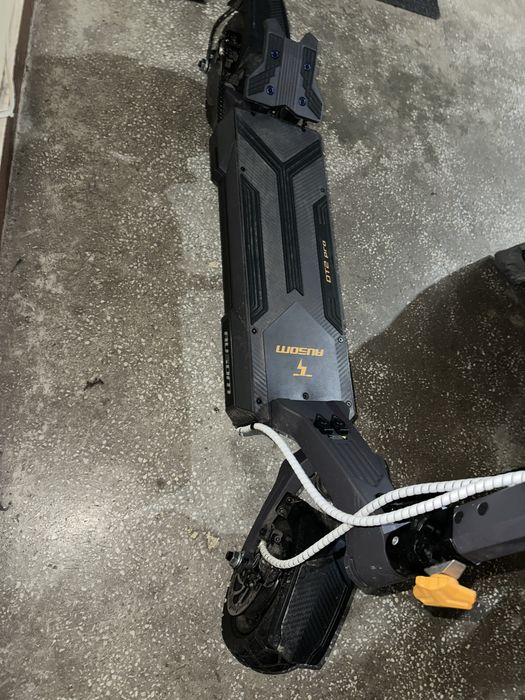 trotineta electrica ausom dt2 pro + casca de protectie