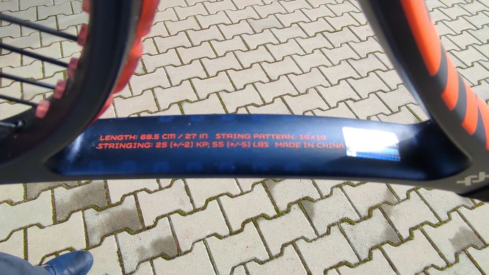 Vând rachete Volkl Feel V1 Pro !