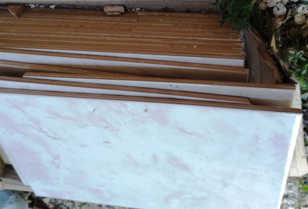 Продам керамическую плитку