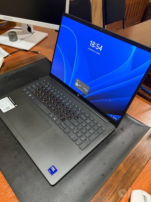 HP сотилади. Холати зур. 5,10 марта зарядкага куйилган