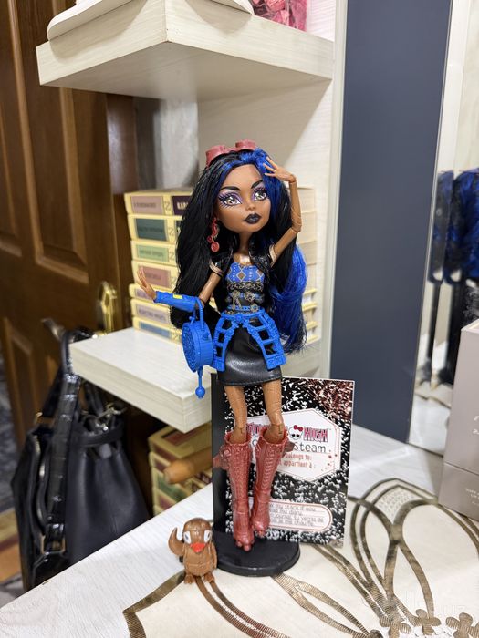 Monster High G1 (Creeproduction) — Robecca Steam