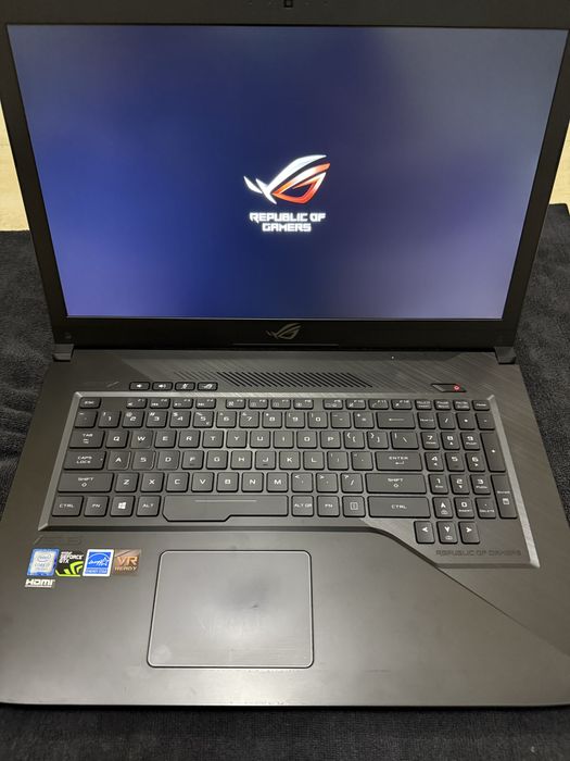 Laptop Asus Rog Strix GL703 VM