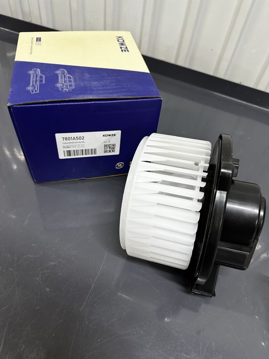 Моторчик печки Паджеро 4