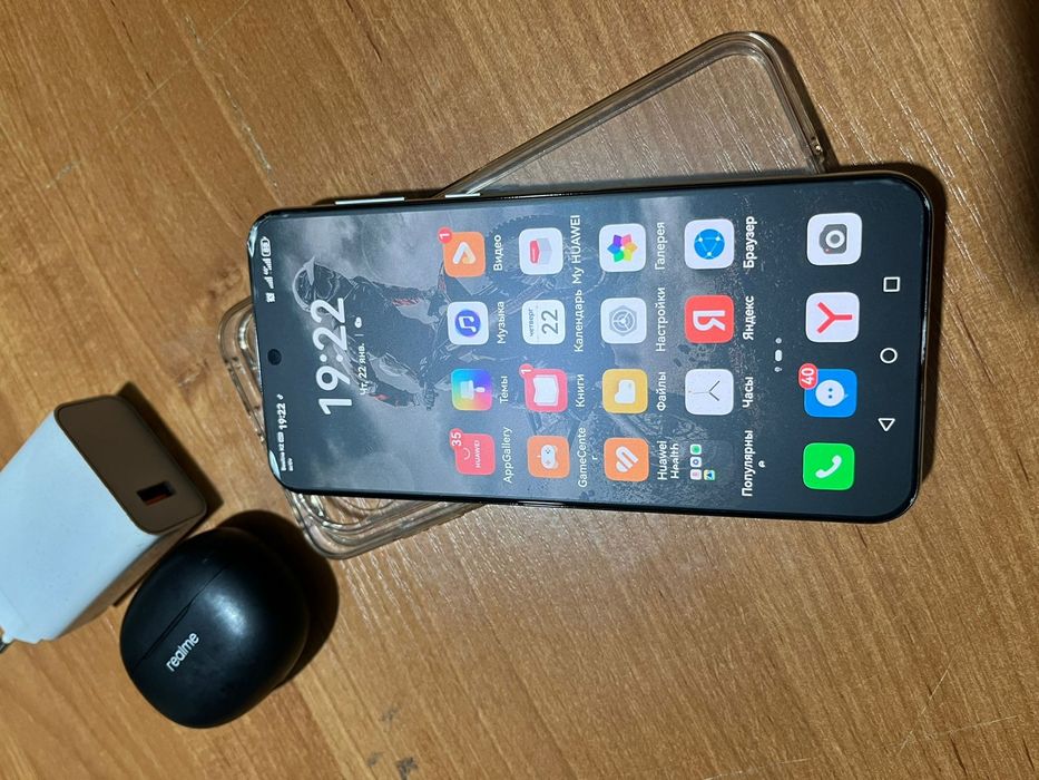 Продам телефон памяти 256гб