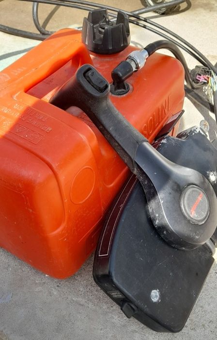 Извънбордов двигател Mercury 25 кс.