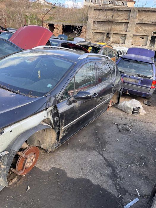 Пежо 407 3.0 бензин 2006 година на части