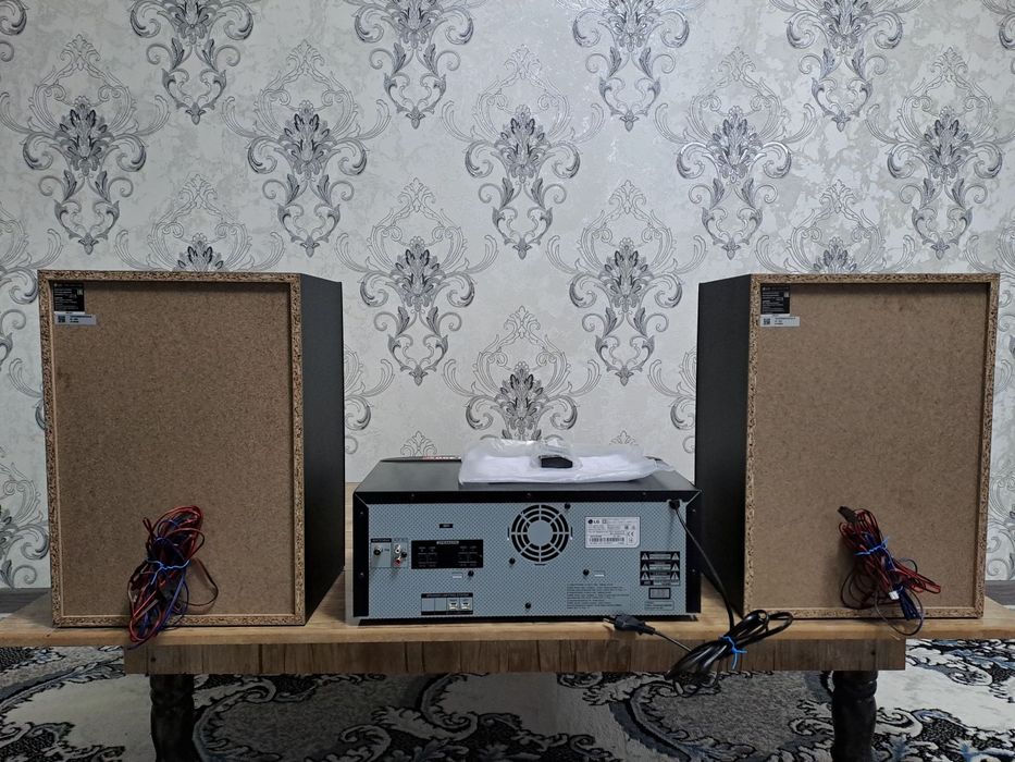 LG XBOOM CL87 sotiladi 2350W yangi