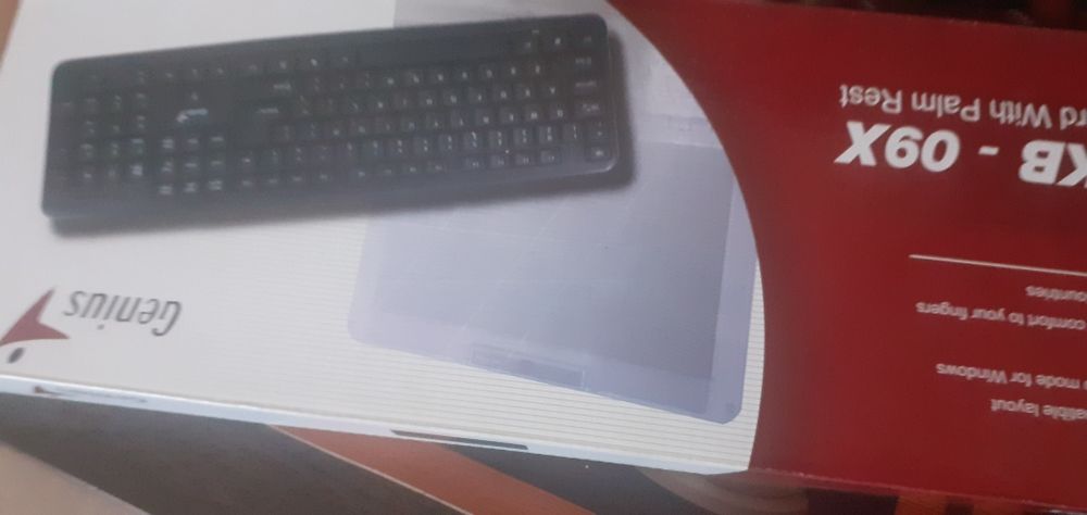 Продам клавиатуру