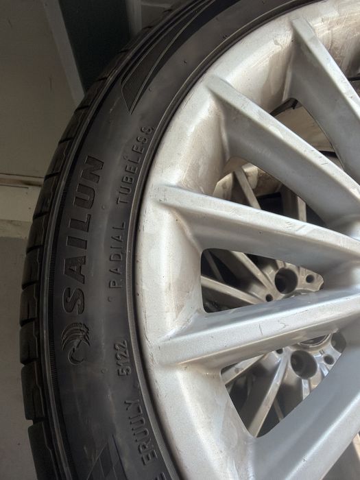 Гуми с джанти за BMW 245/40/18