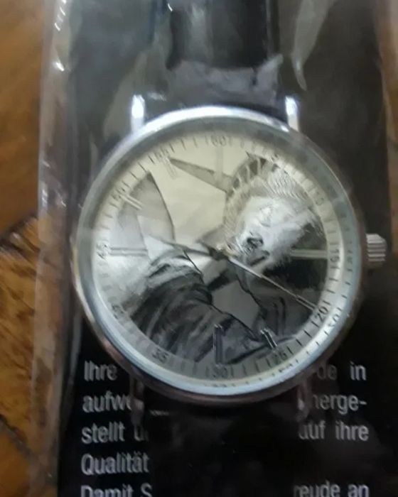 Ceasuri de mână și birou