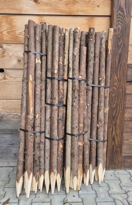 Țaruși ,stalpi lemn